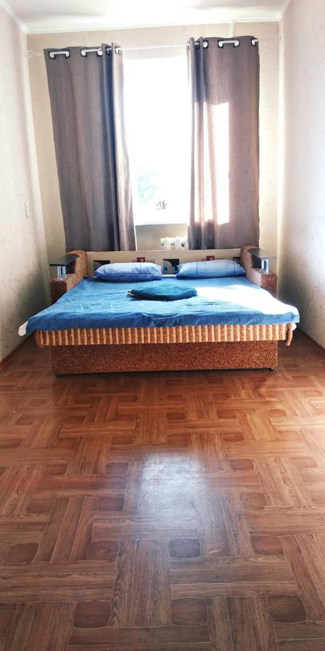 Apartment 2 Rooms Slobozhansky Prospekt Nizhnedneprovsk Exterior foto