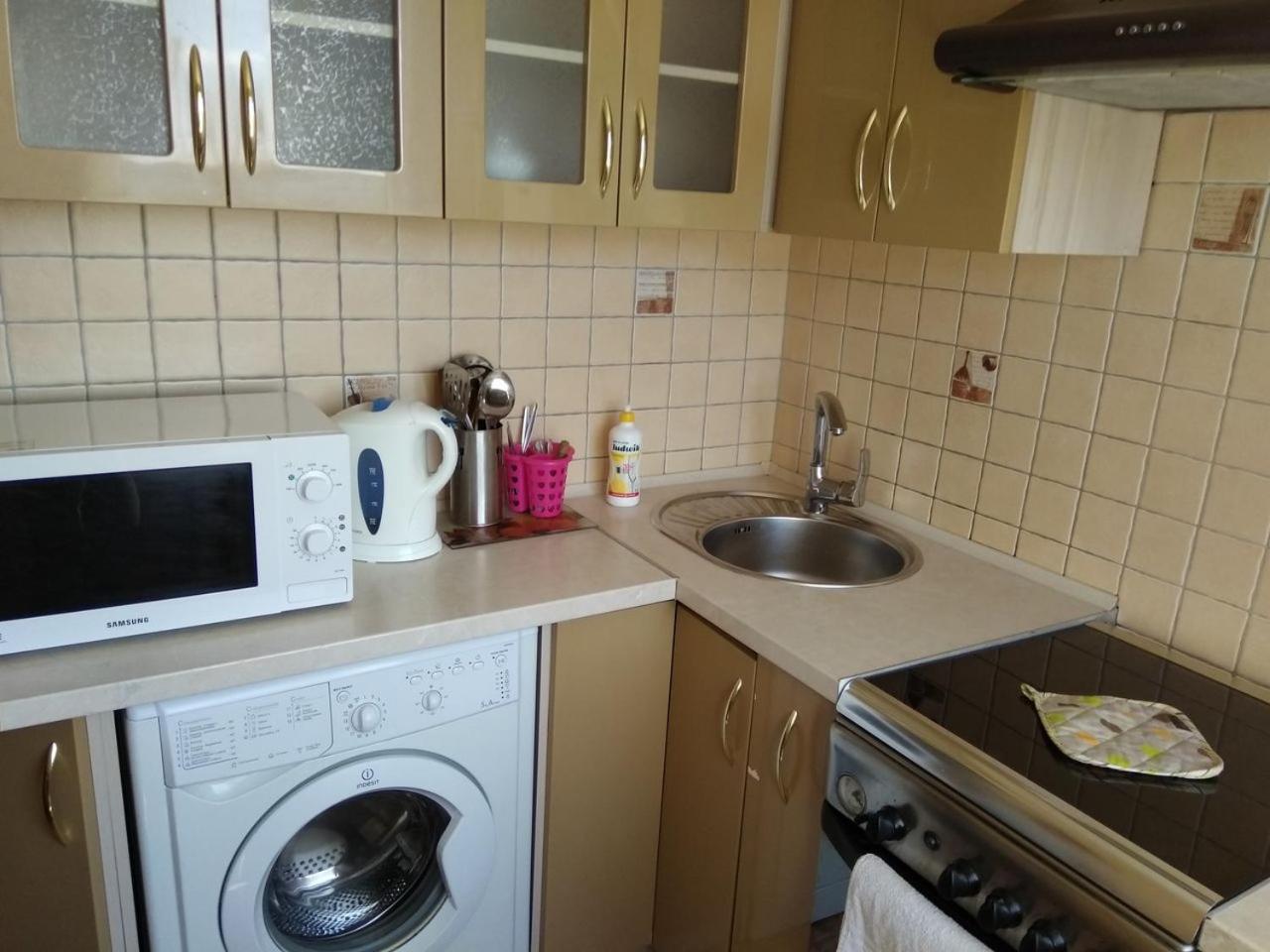 Apartment 2 Rooms Slobozhansky Prospekt Nizhnedneprovsk Exterior foto